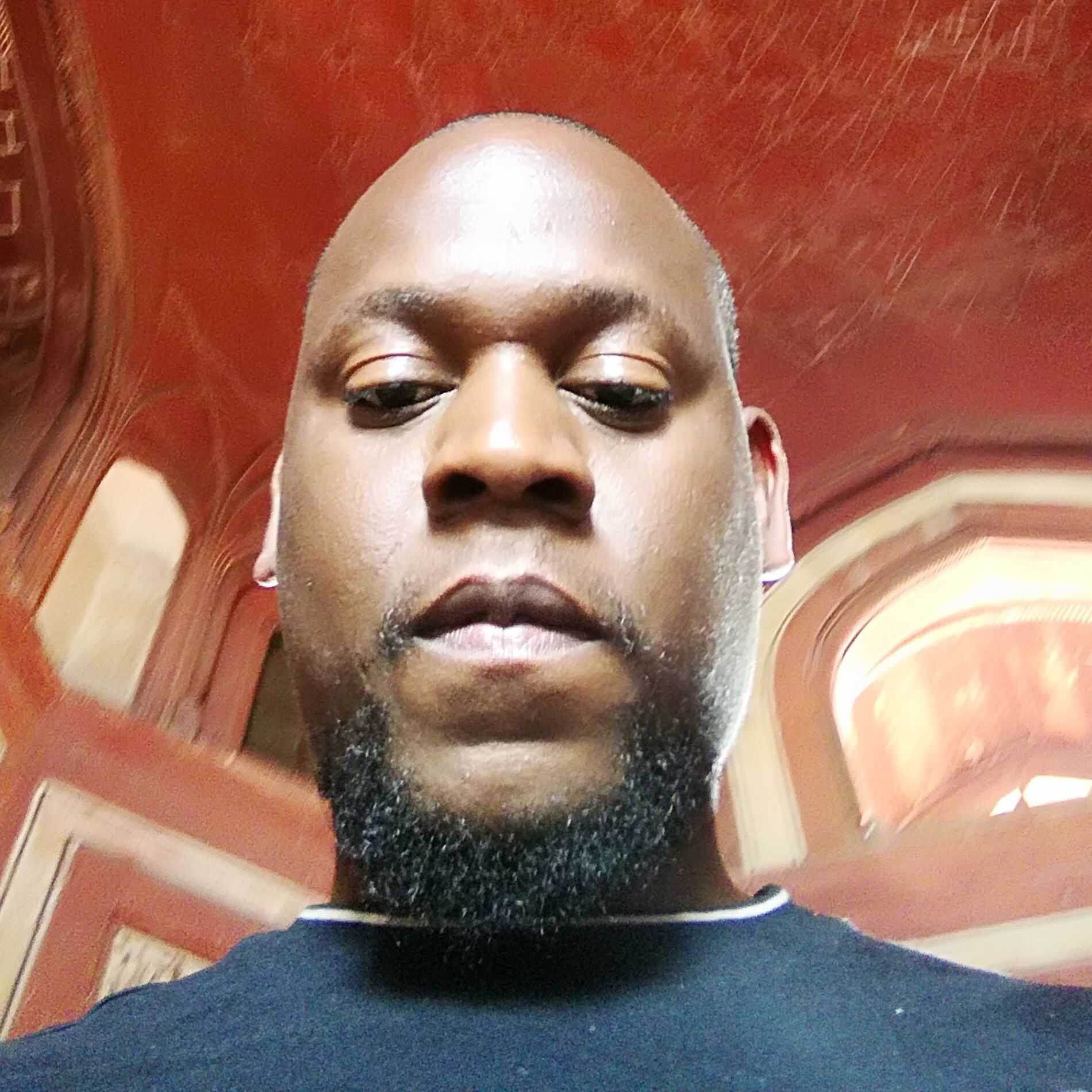 Junius Lekgoara, Full-stack Developer and DevOps Engineer